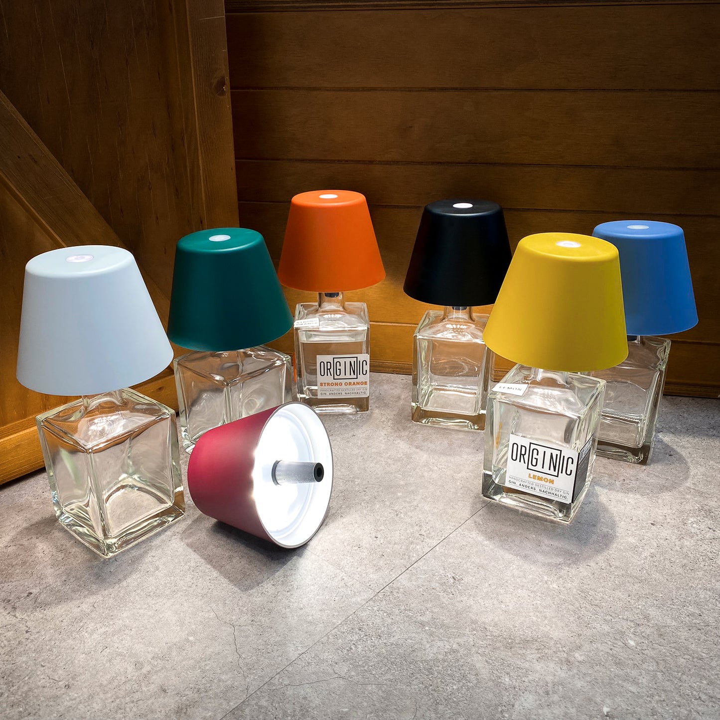 Lampen schwarz, weiss/weiß, blau, olive, bordeaux, orange, gelb, grün